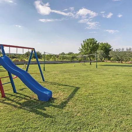 Cozy In Pula With Wifi Semesterbostad