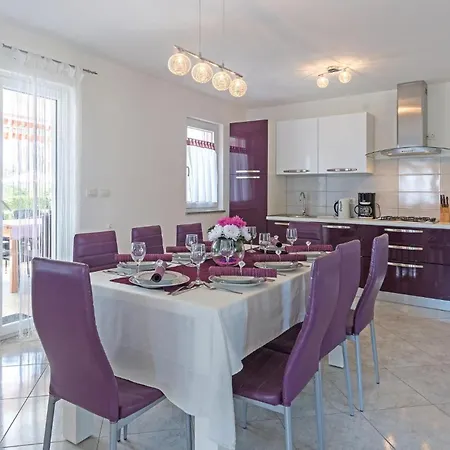 Cozy In Pula With Wifi * Pula