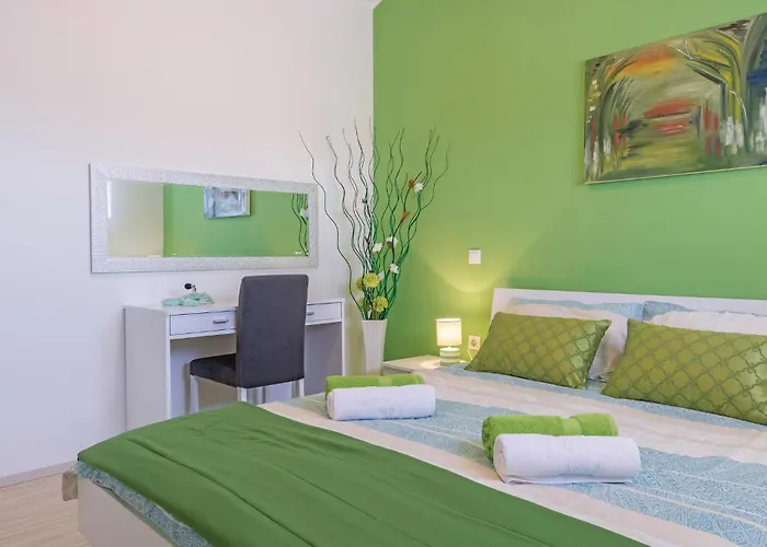 Vikendica Cozy Home In Pula With Wifi Pula