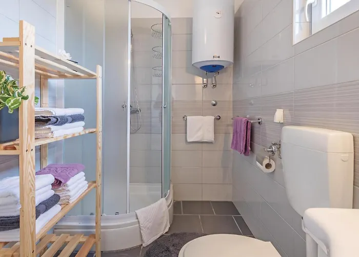 Cozy Home In Pula With Wifi Pula