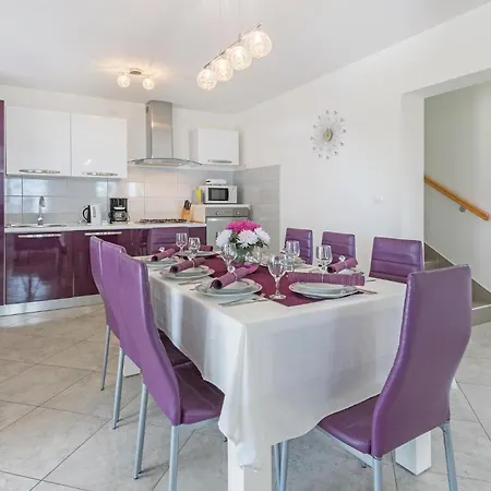 Beautiful Home In Pula