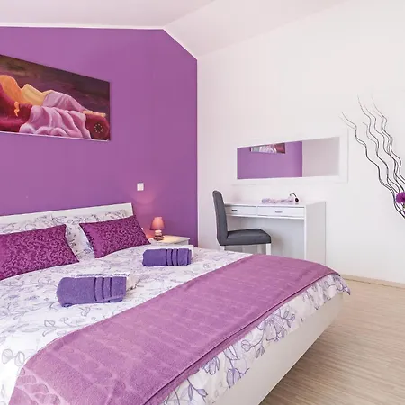 Beautiful Home In Pula Vikendica Pula
